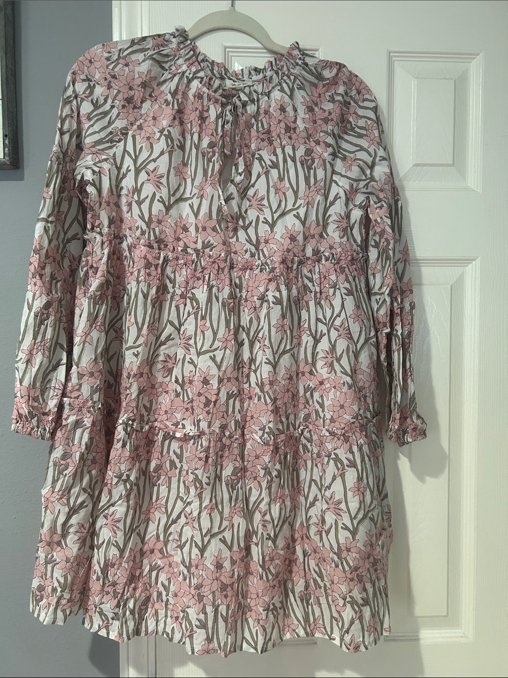 SLV Sur La Vague Pink Floral Long Sleeve Tiered Dress
